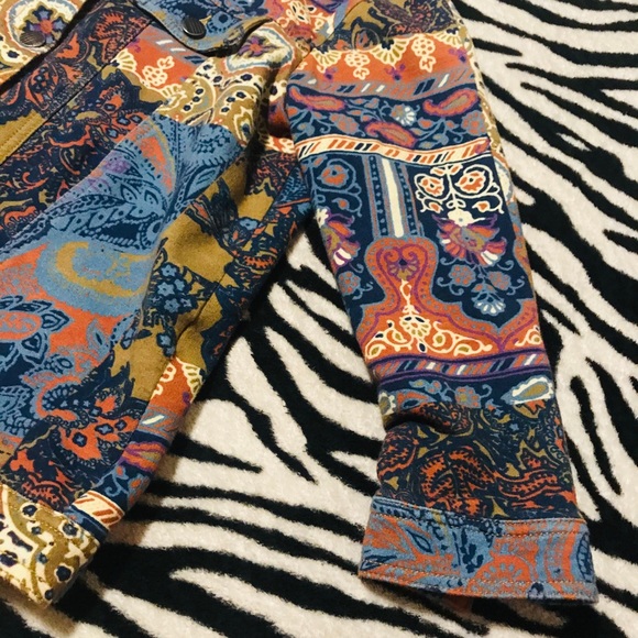 Jacket - Picture 2 of 4